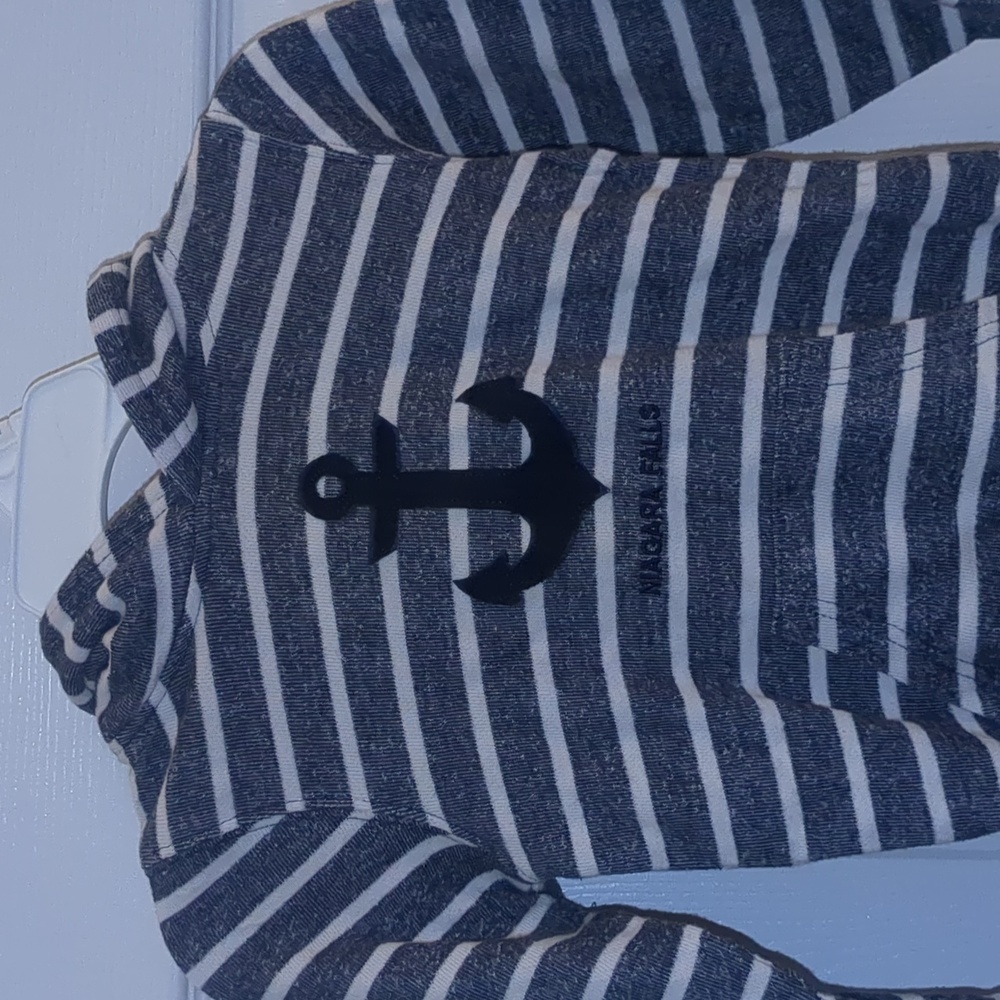Striped hoodie - Picture 2 of 3